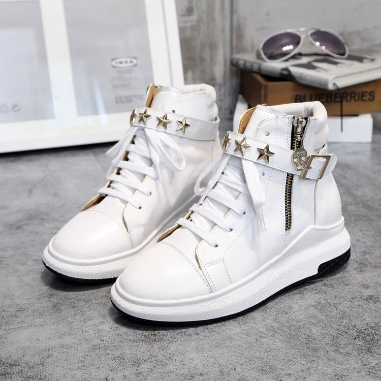 2016 Mcqueen women Sneakers shoes in Calfskin leather