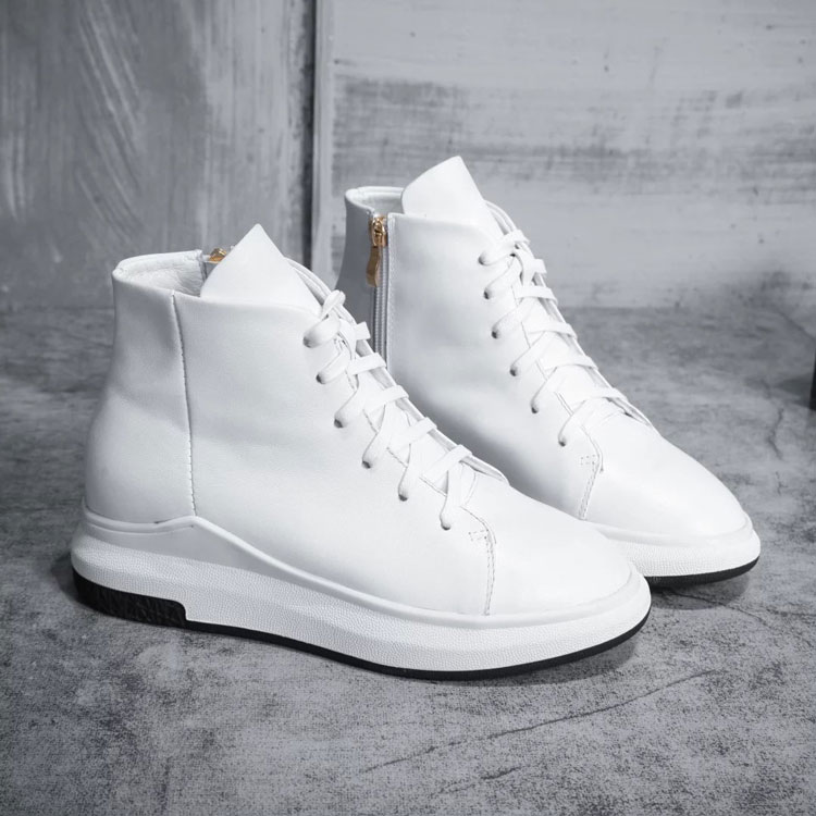 2016 Mcqueen women Sneakers shoes in Calfskin leather