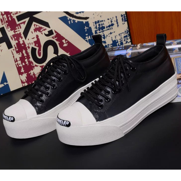 2016 Mcqueen women sneakers shoes in Calfskin leather