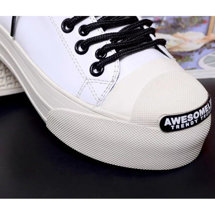 2016 Mcqueen women sneakers shoes in Calfskin leather