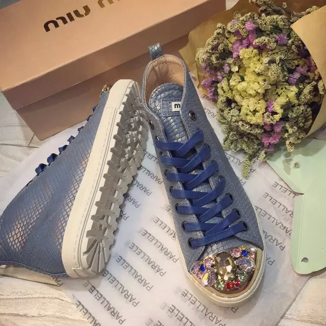 2016 Miu Miu Patent leather casual shoes with Diamonds