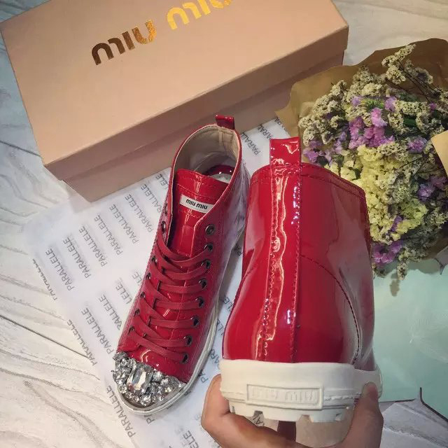 2016 Miu Miu Patent leather casual shoes with Diamonds