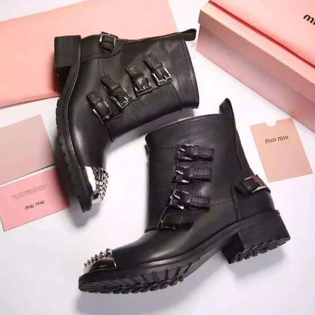 2016 Miu Miu women Boots in Calfskin leather with rivet