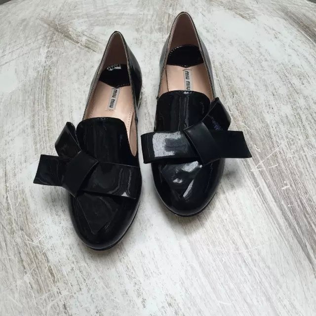 2016 Miu Miu women Flats shoes in Patent leather