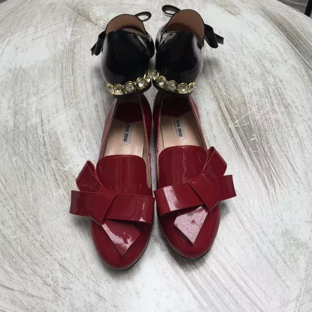 2016 Miu Miu women Flats shoes in Patent leather