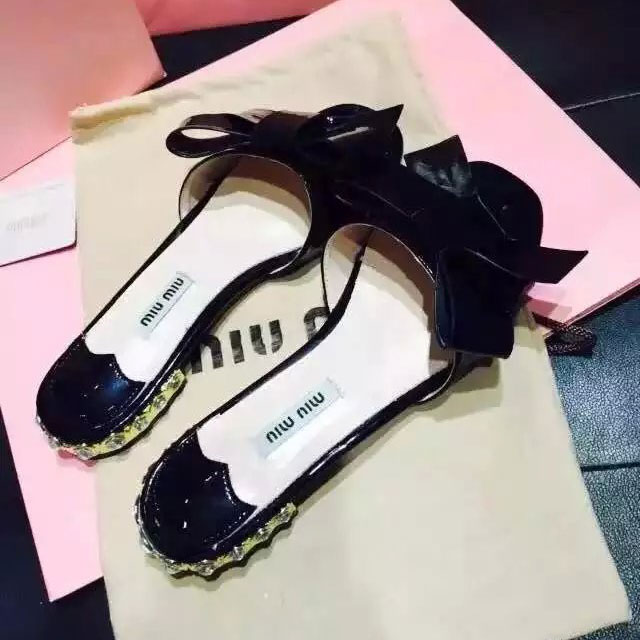 2016 Miu Miu women Slippers in Patent leather