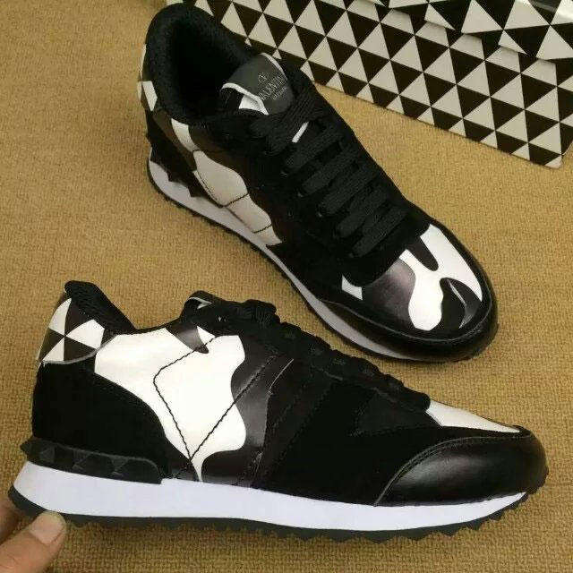 2016 New Valentino Lovers shoes in Calfskin leather