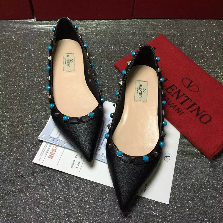 2016 New Valentino women Flat shoes in Litchi stripes leather