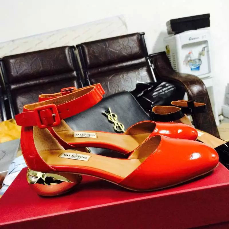 2016 New Valentino women Sandals shoes in Calfskin leather