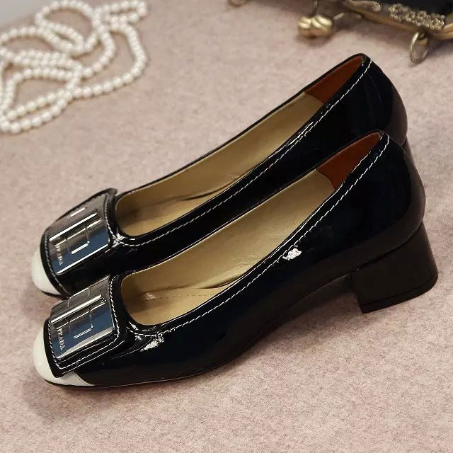 2016 Prada Patent leather shoes Heel Height 4cm