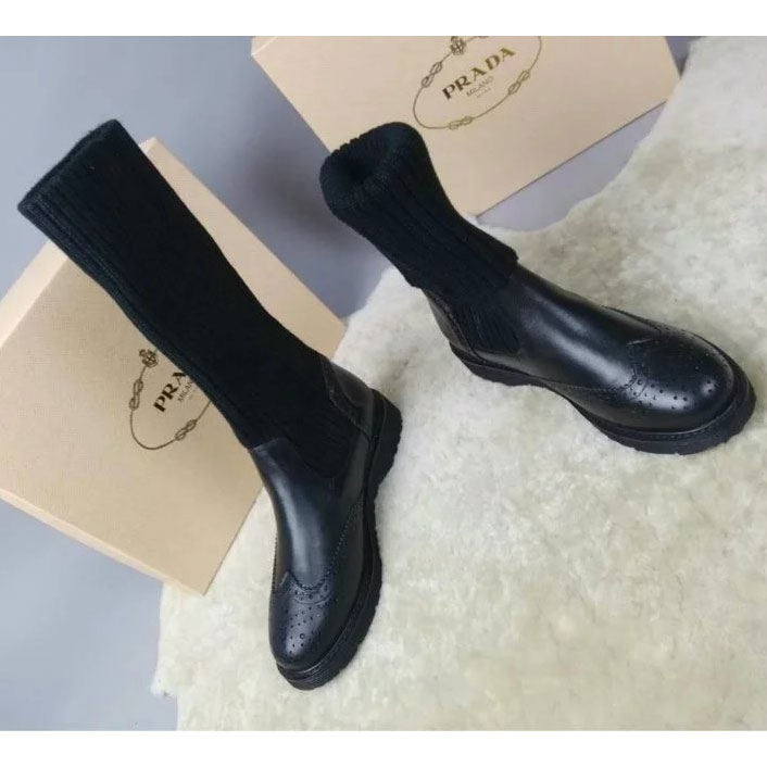 2016 Prada women Boots in Patent leather