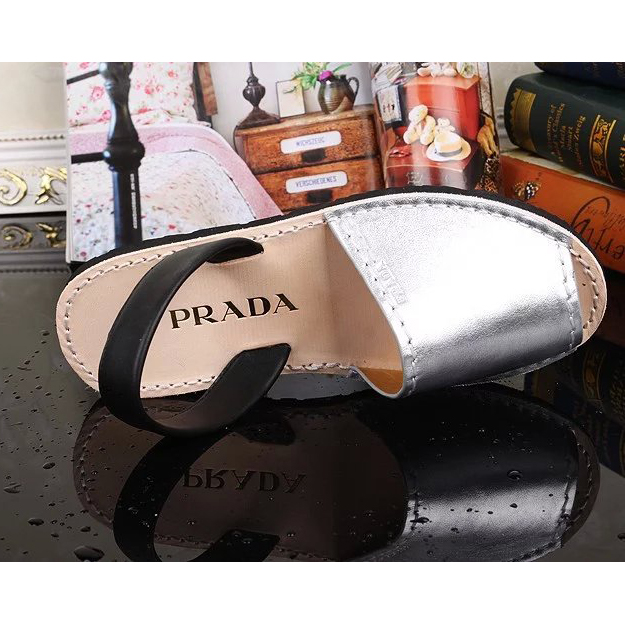 2016 Prada women flats sandals in Calfskin leather