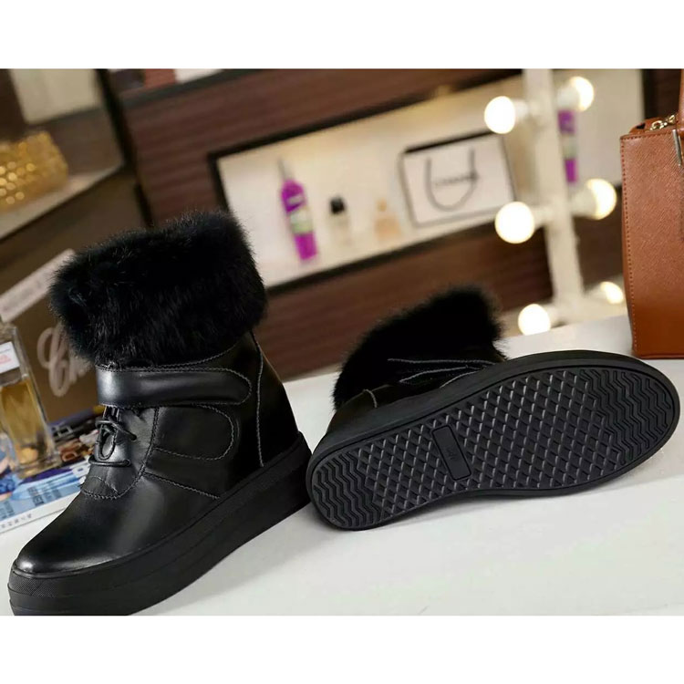 2016 UGG women boots in Calfskin leather