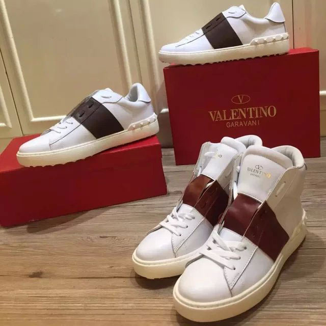 2016 Valentino Lovers shoes in Cowhide leather