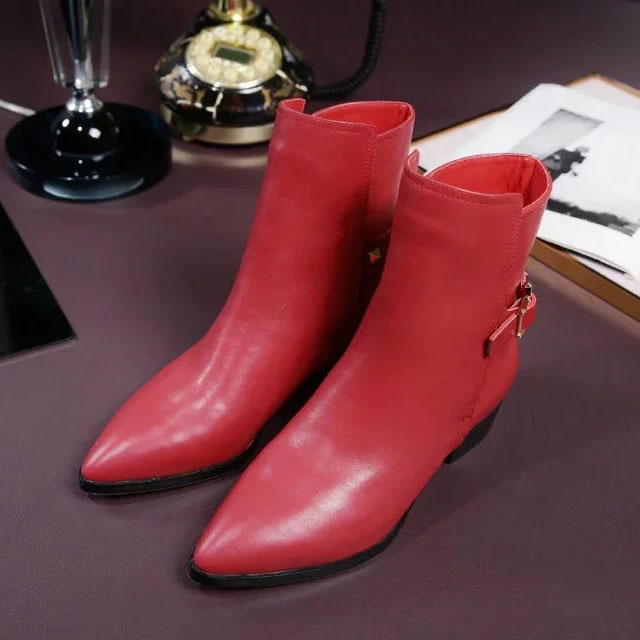 2016 Valentino women Boots in Calfskin leather