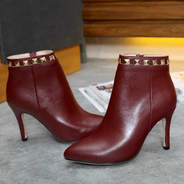 2016 Valentino women Boots in Calfskin leather