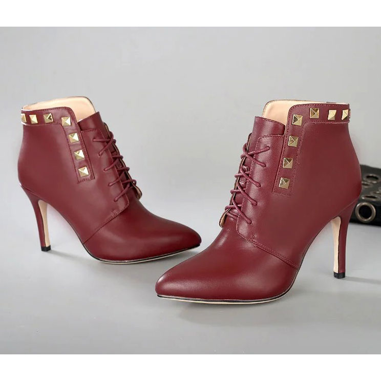 2016 Valentino women Boots in Calfskin leather