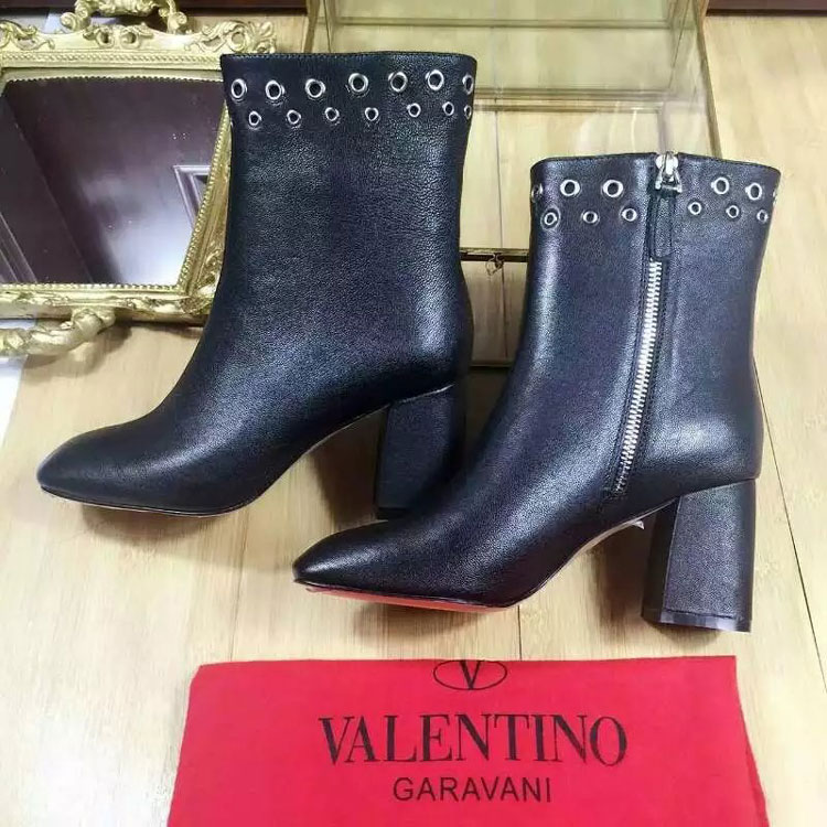 2016 Valentino women Boots in Calfskin leather