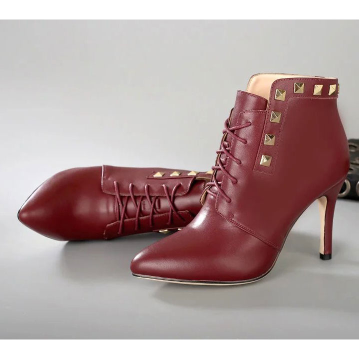 2016 Valentino women Boots in Calfskin leather