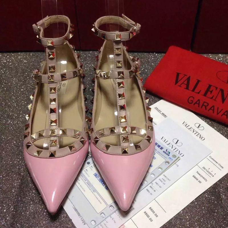 2016 Valentino women Flat shoes in patent leather with Rivet