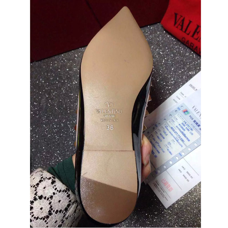 2016 Valentino women Flat shoes in patent leather with Rivet