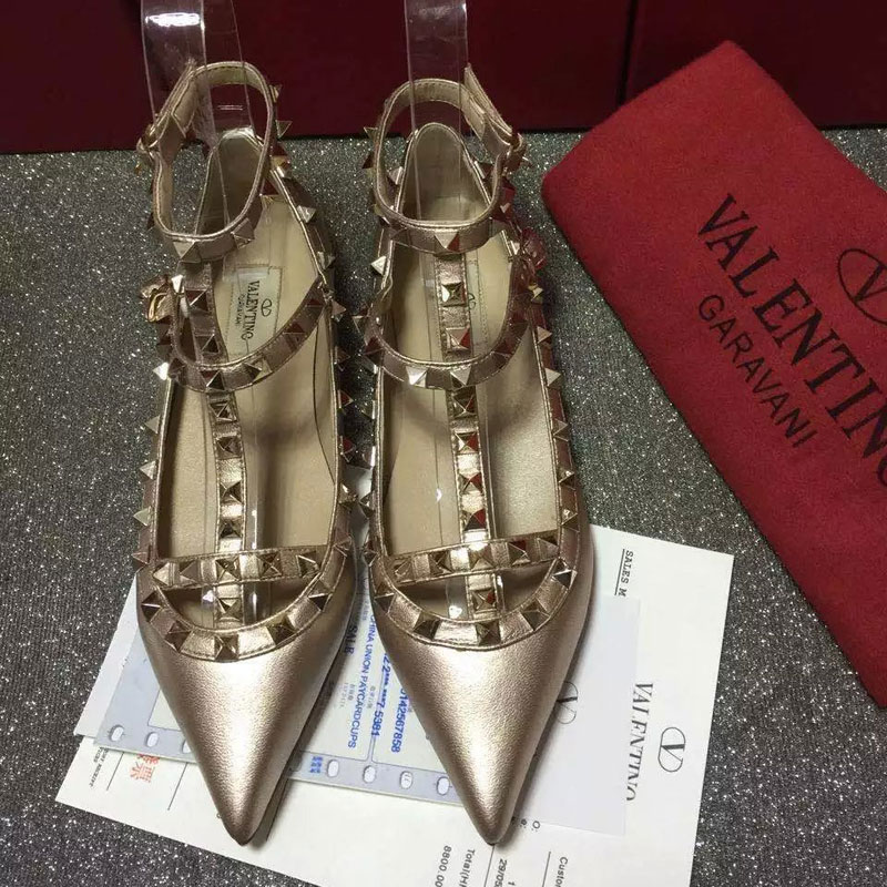 2016 Valentino women Flat shoes in sheepskin leather with Rivet