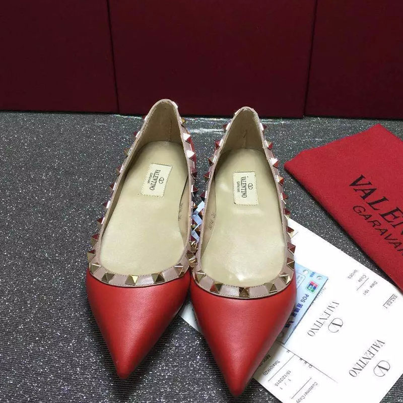 2016 Valentino women Flat shoes in sheepskin leather with Rivet