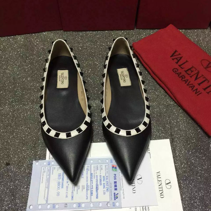 2016 Valentino women Flat shoes in sheepskin leather with Rivet