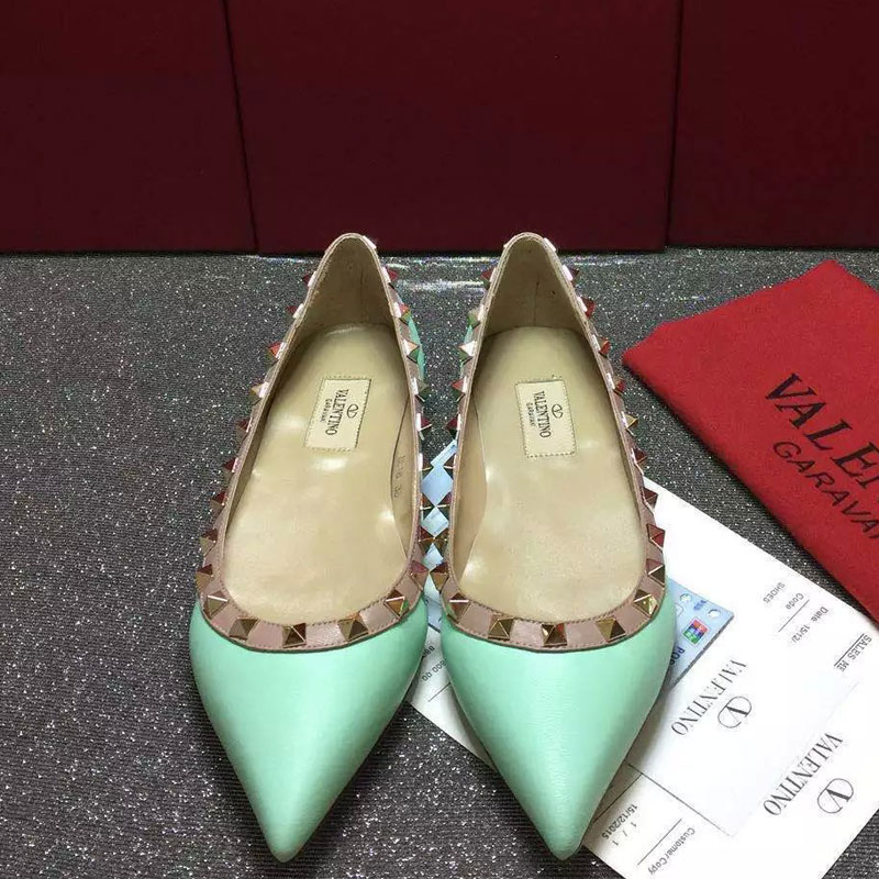 2016 Valentino women Flat shoes in sheepskin leather with Rivet