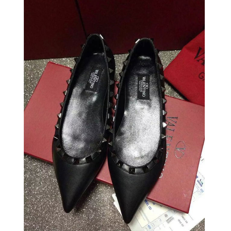 2016 Valentino women Flat shoes in sheepskin leather with Rivet