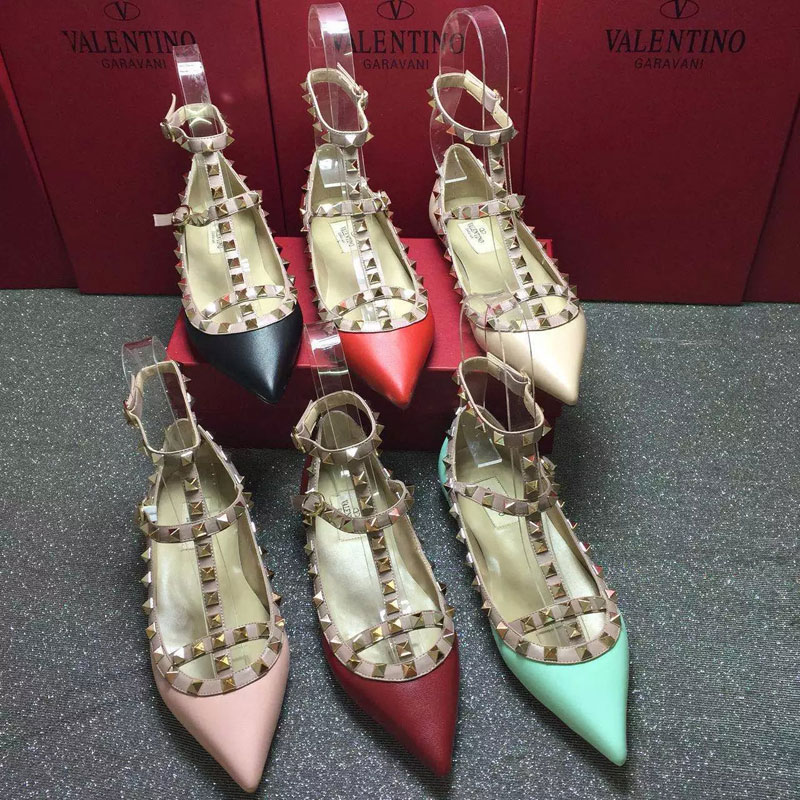 2016 Valentino women Flat shoes in sheepskin leather with Rivet