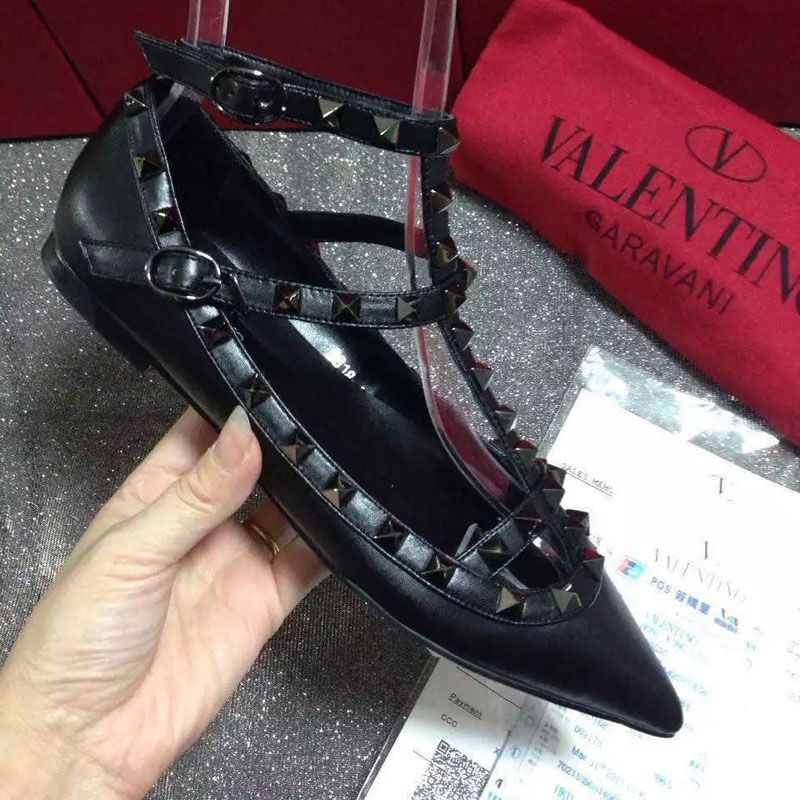 2016 Valentino women Flat shoes in sheepskin leather with Rivet