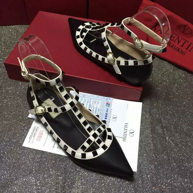 2016 Valentino women Flat shoes in sheepskin leather with Rivet