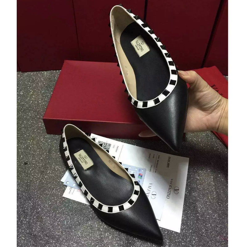 2016 Valentino women Flat shoes in sheepskin leather with Rivet