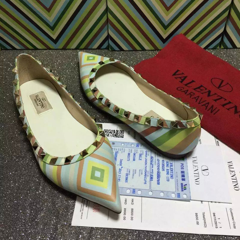 2016 Valentino women Flat shoes with Rivet