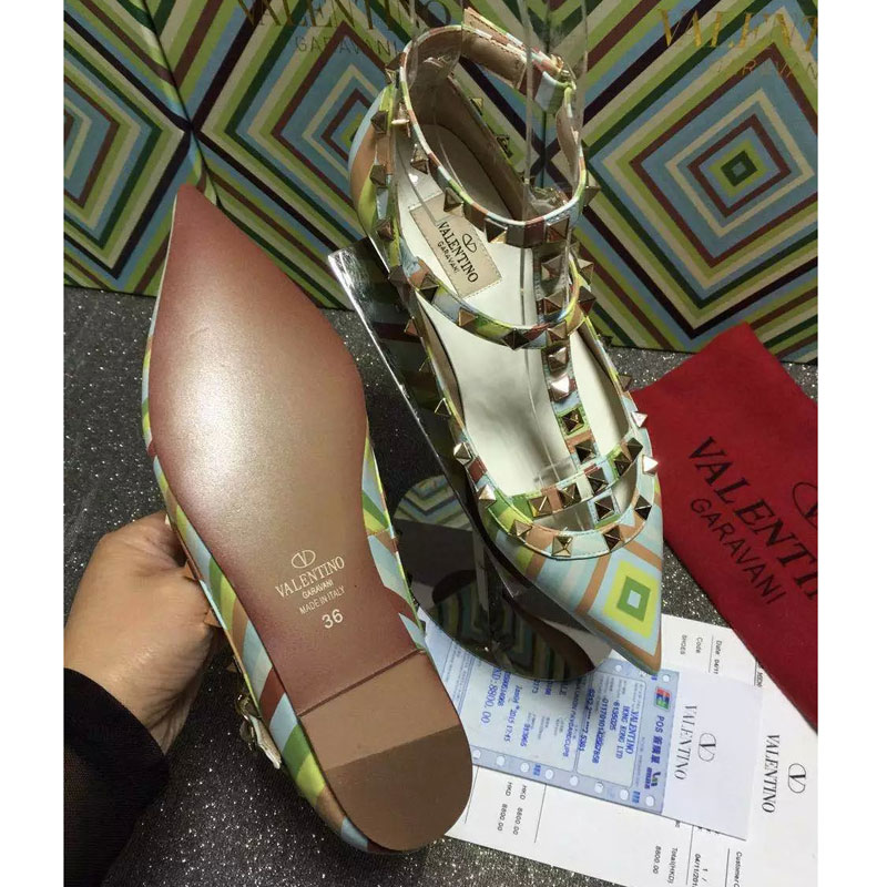 2016 Valentino women Flat shoes with Rivet