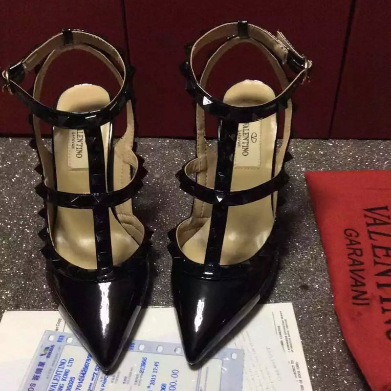 2016 Valentino women shoes in Patent leather with Rivet Heel Height 9.5cm