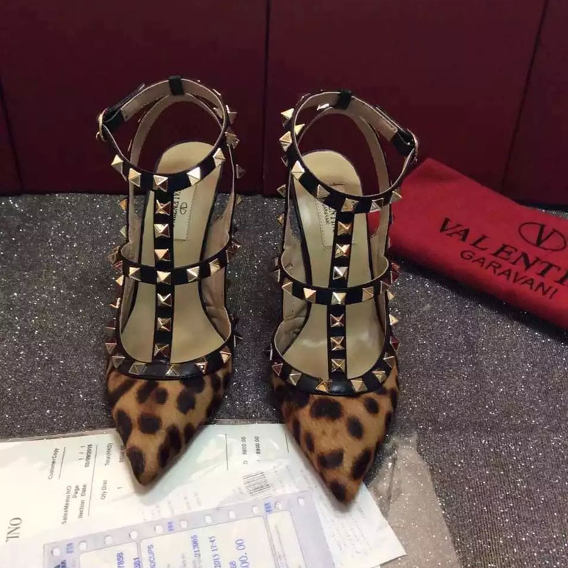 2016 Valentino women shoes in horsehair with Rivet Heel Height 9.5cm