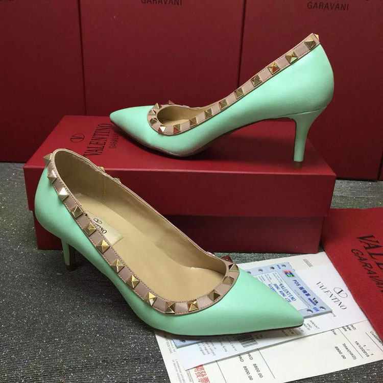 2016 Valentino women shoes in sheepskin leather with Rivet 6.5cm