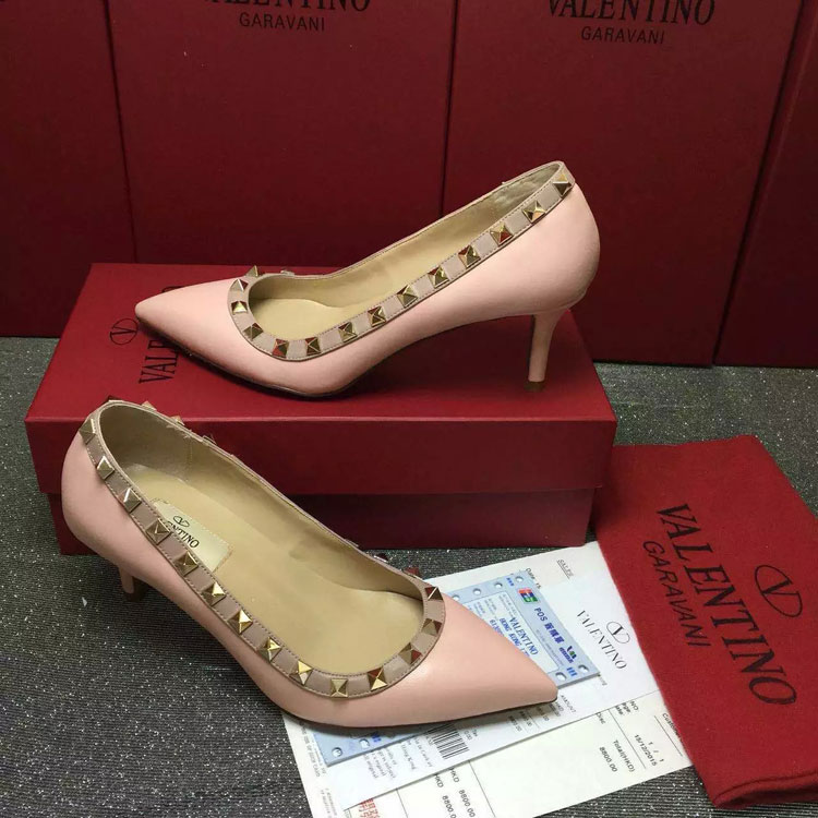 2016 Valentino women shoes in sheepskin leather with Rivet 6.5cm