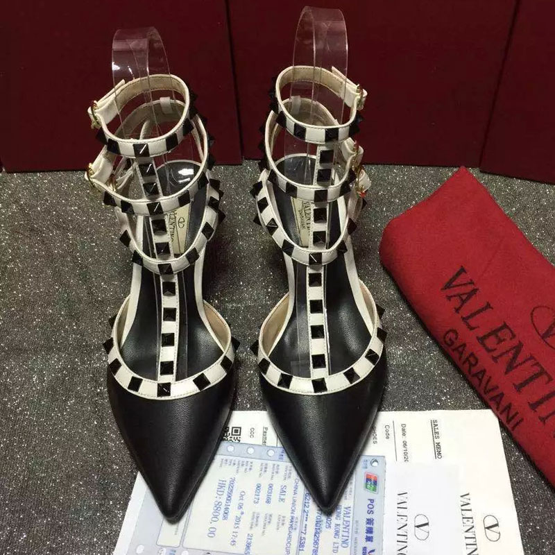 2016 Valentino women shoes in sheepskin leather with Rivet Heel Height 6.5cm