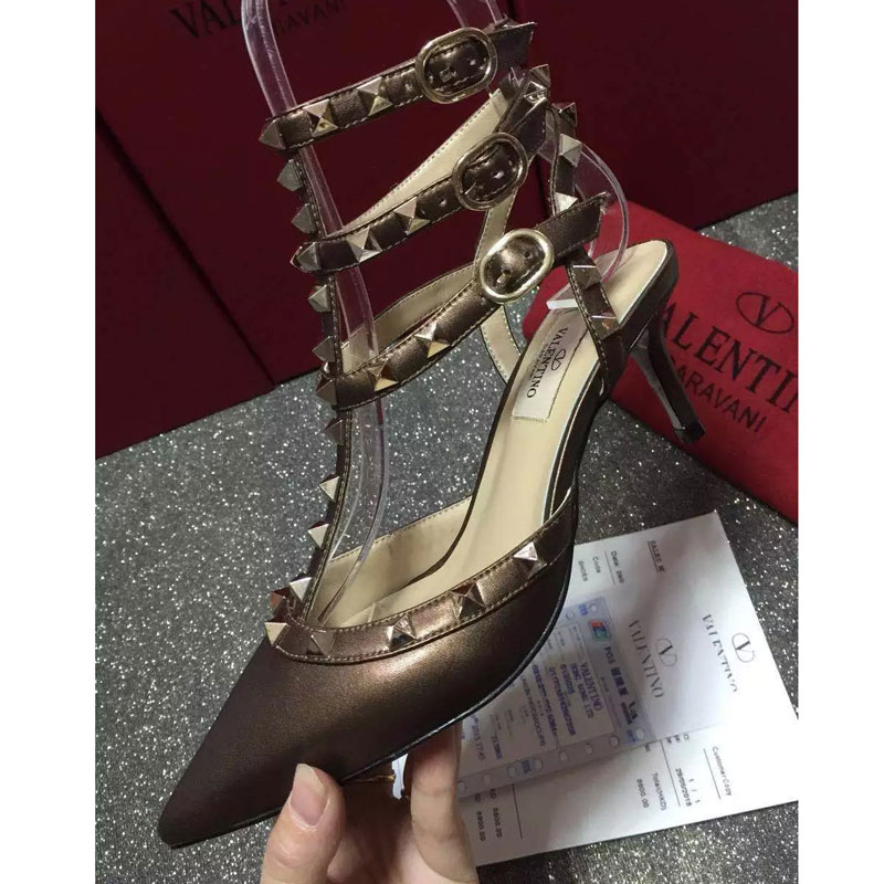 2016 Valentino women shoes in sheepskin leather with Rivet Heel Height 6.5cm