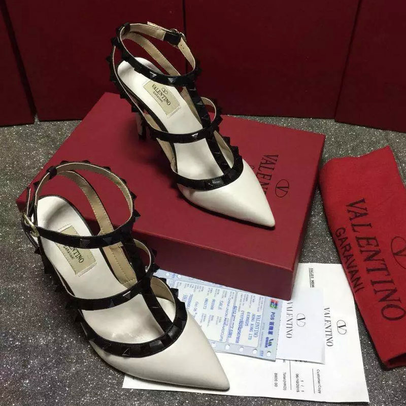 2016 Valentino women shoes in sheepskin leather with Rivet Heel Height 9.5cm