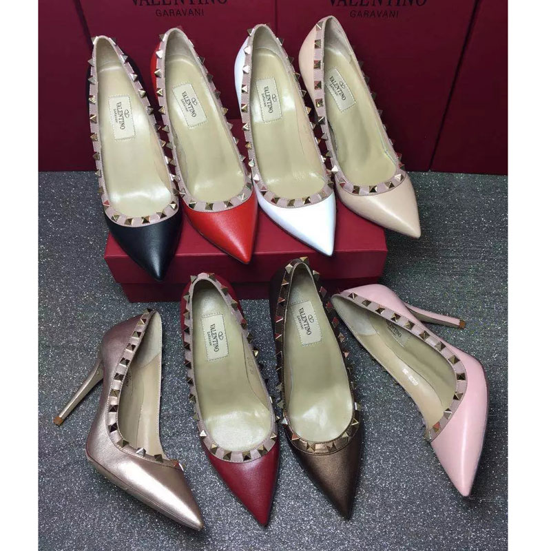 2016 Valentino women shoes in sheepskin leather with Rivet Heel Height 9.5cm