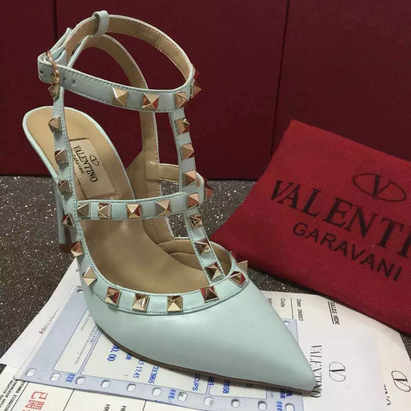 2016 Valentino women shoes in sheepskin leather with Rivet Heel Height 9.5cm