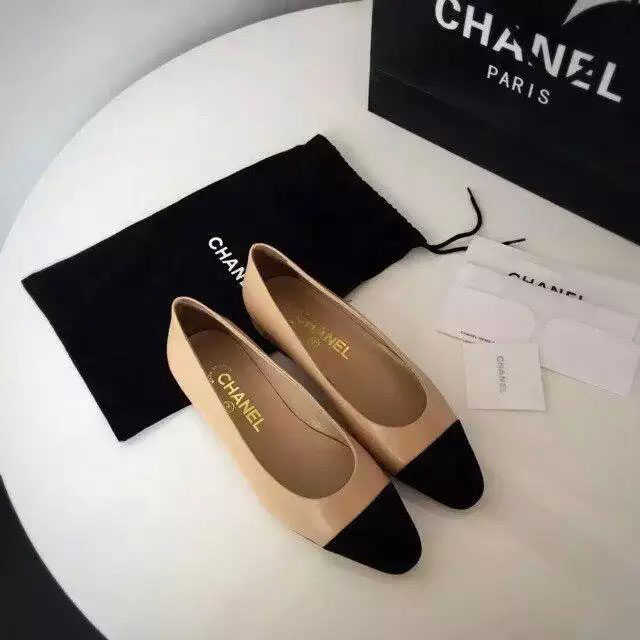 2016 chanle Flat shoes in Cowhide leather