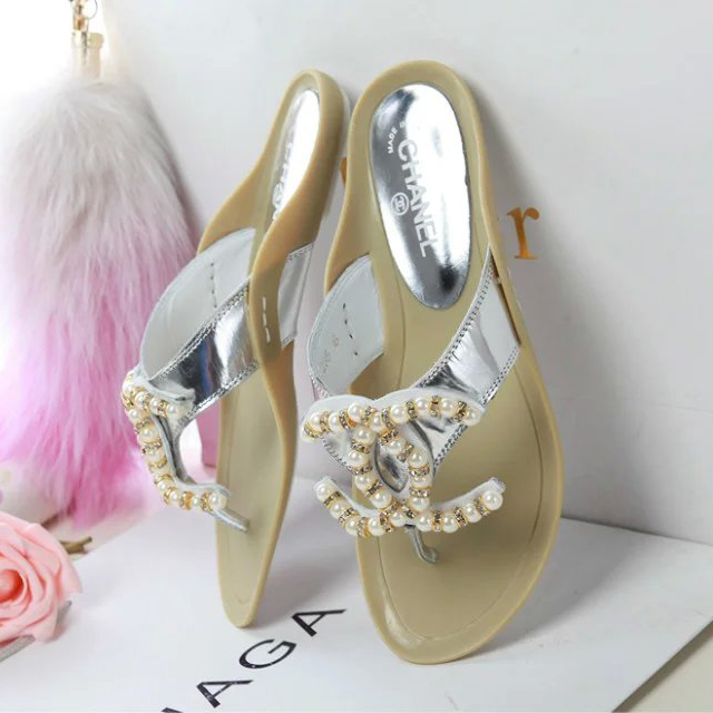 2016 chanle Flip-flops shoes with Pearl