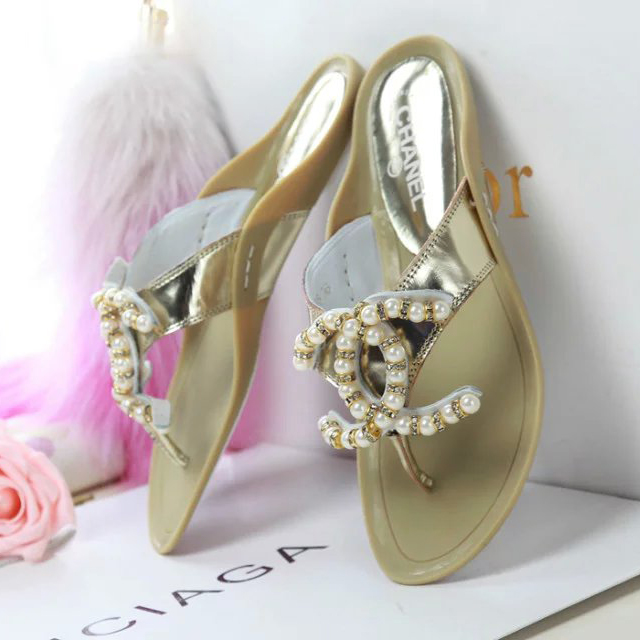 2016 chanle Flip-flops shoes with Pearl