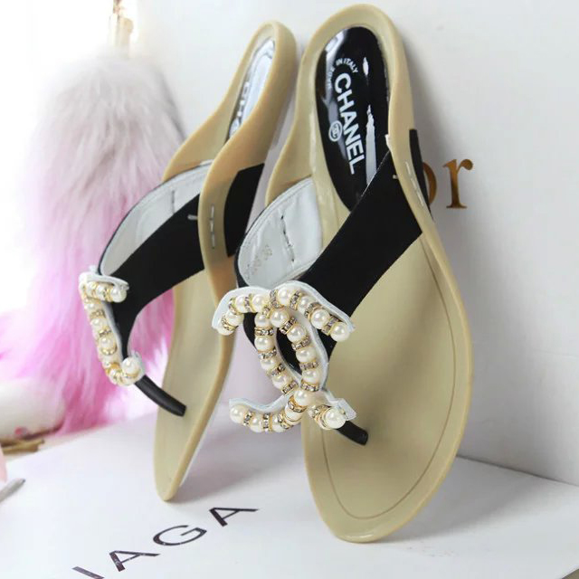 2016 chanle Flip-flops shoes with Pearl