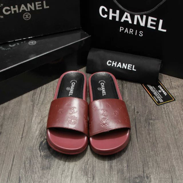 2016 chanle Slippers in Calfskin leather